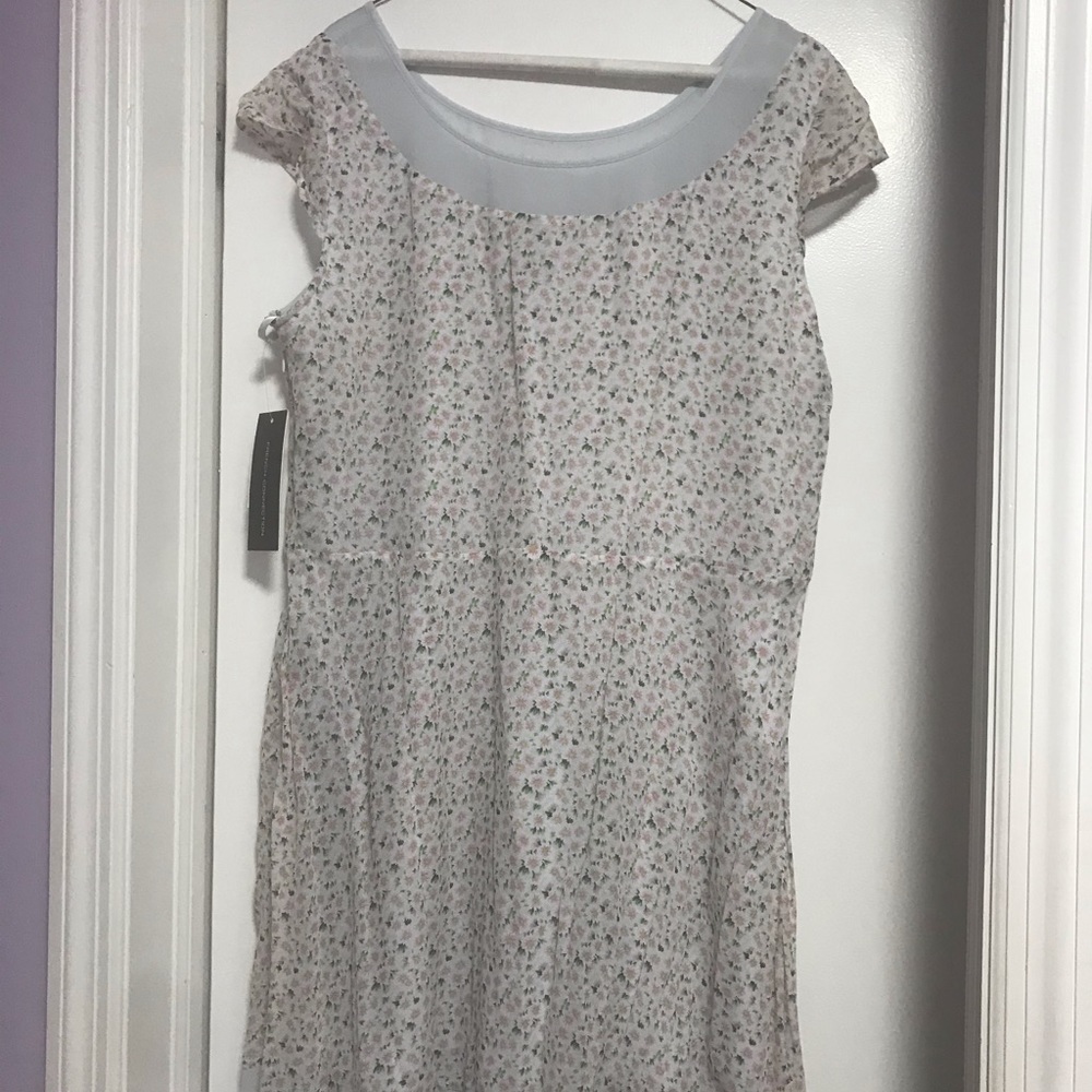 French connection size 12 gown. Never worn.